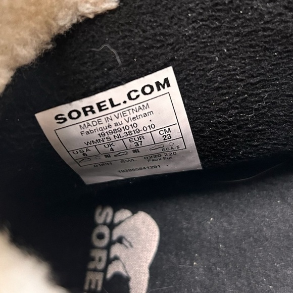 Sorel Women's Whitney II Short Waterproof Insulated Lace-Up Winter Boots- Size 6 - Picture 8 of 8